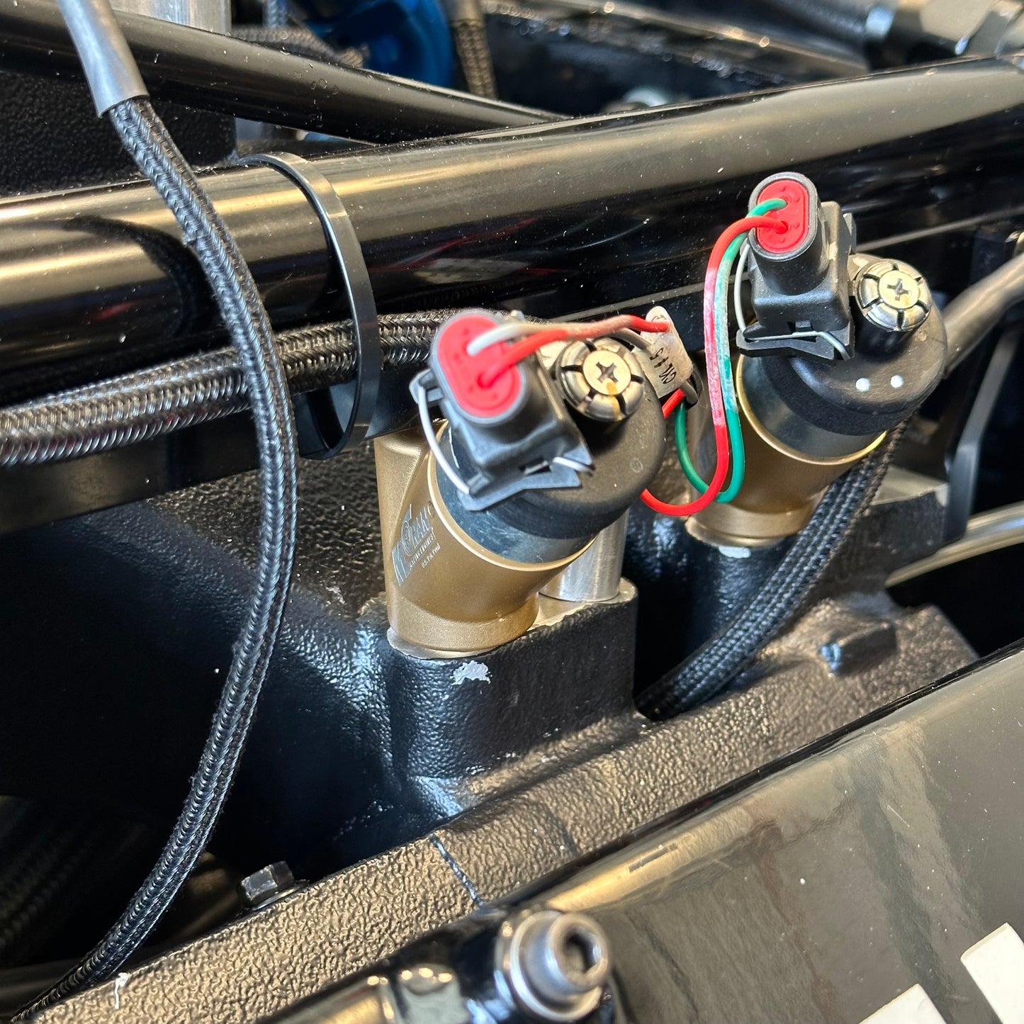 EFI V16 Canted Injector Billet Bung Weld-in Kit