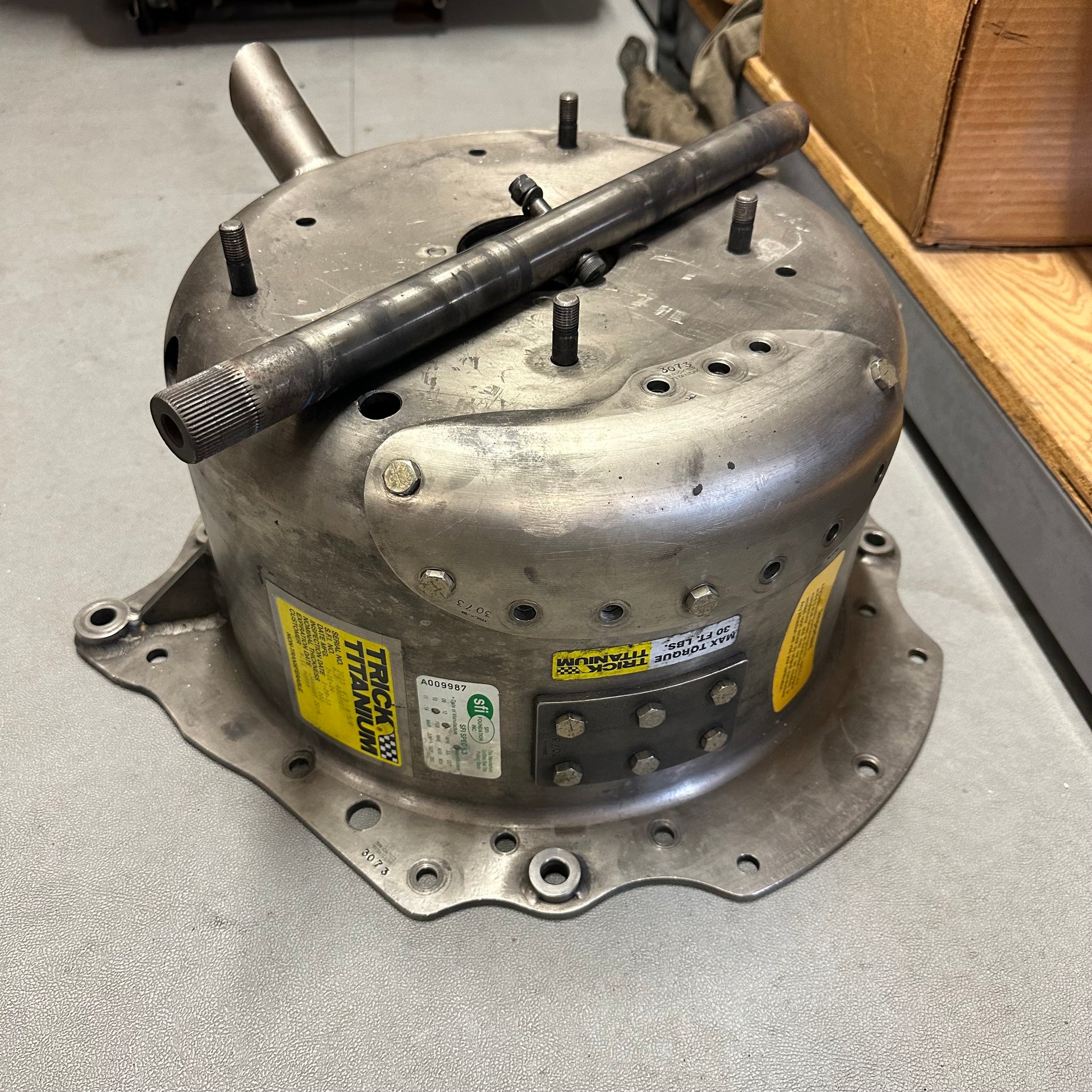 Trick Titanium Bell Housing With Cross shaft